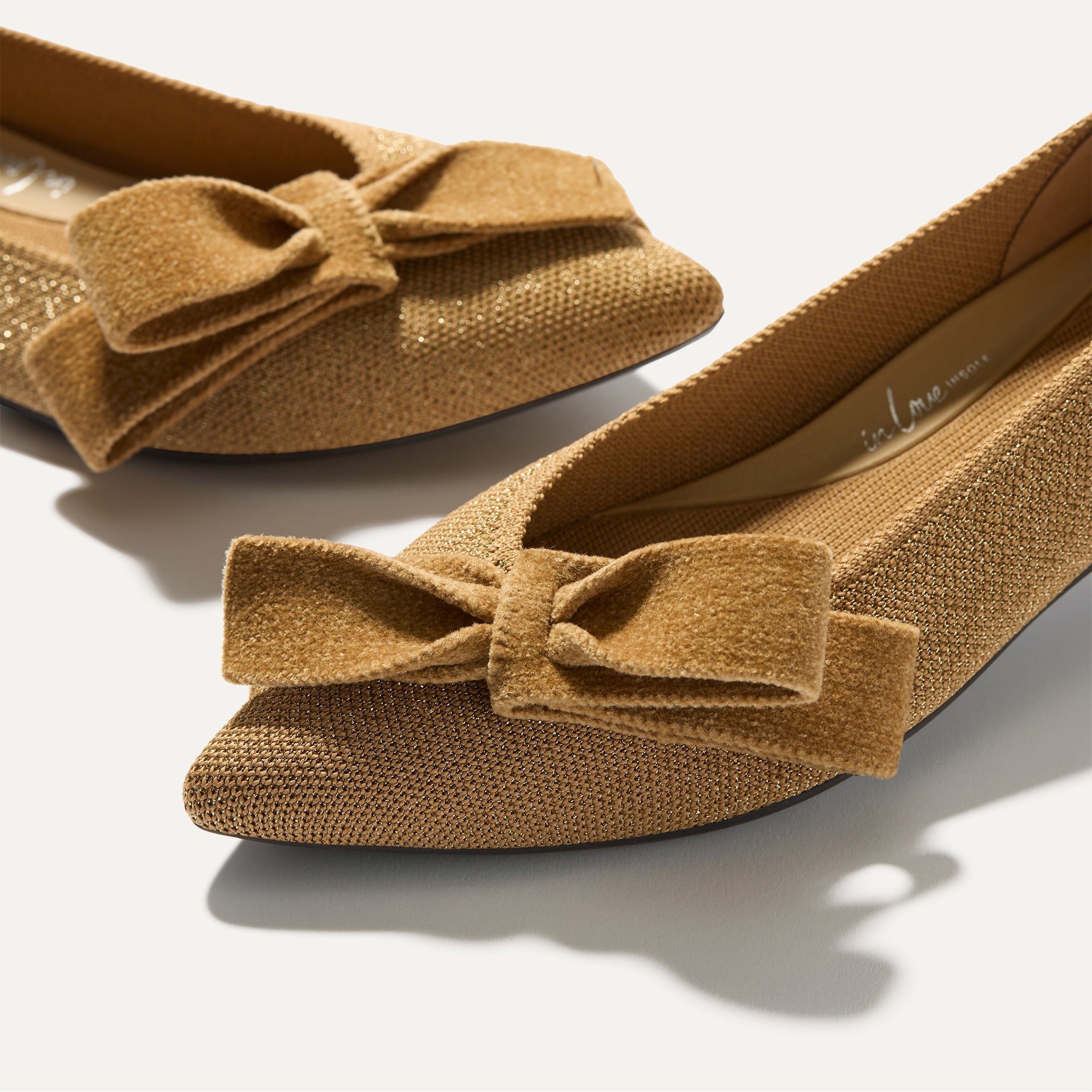 The Bow Point II - Goldstone