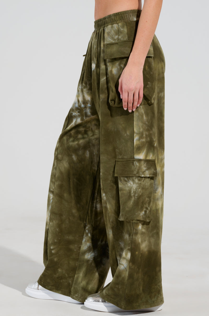 NINA CARGO SWEATPANT