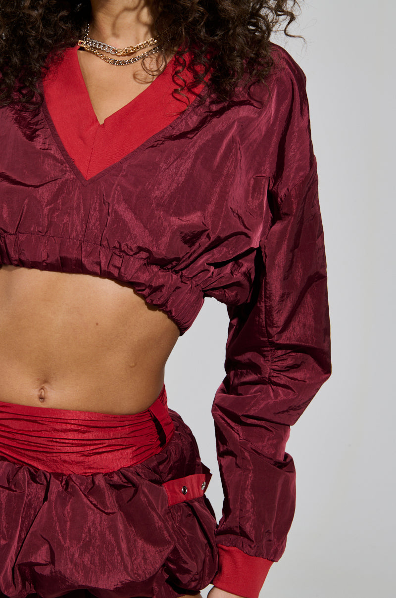 PUTTING IN WORK V-NECK SWEATSHIRT IN RED