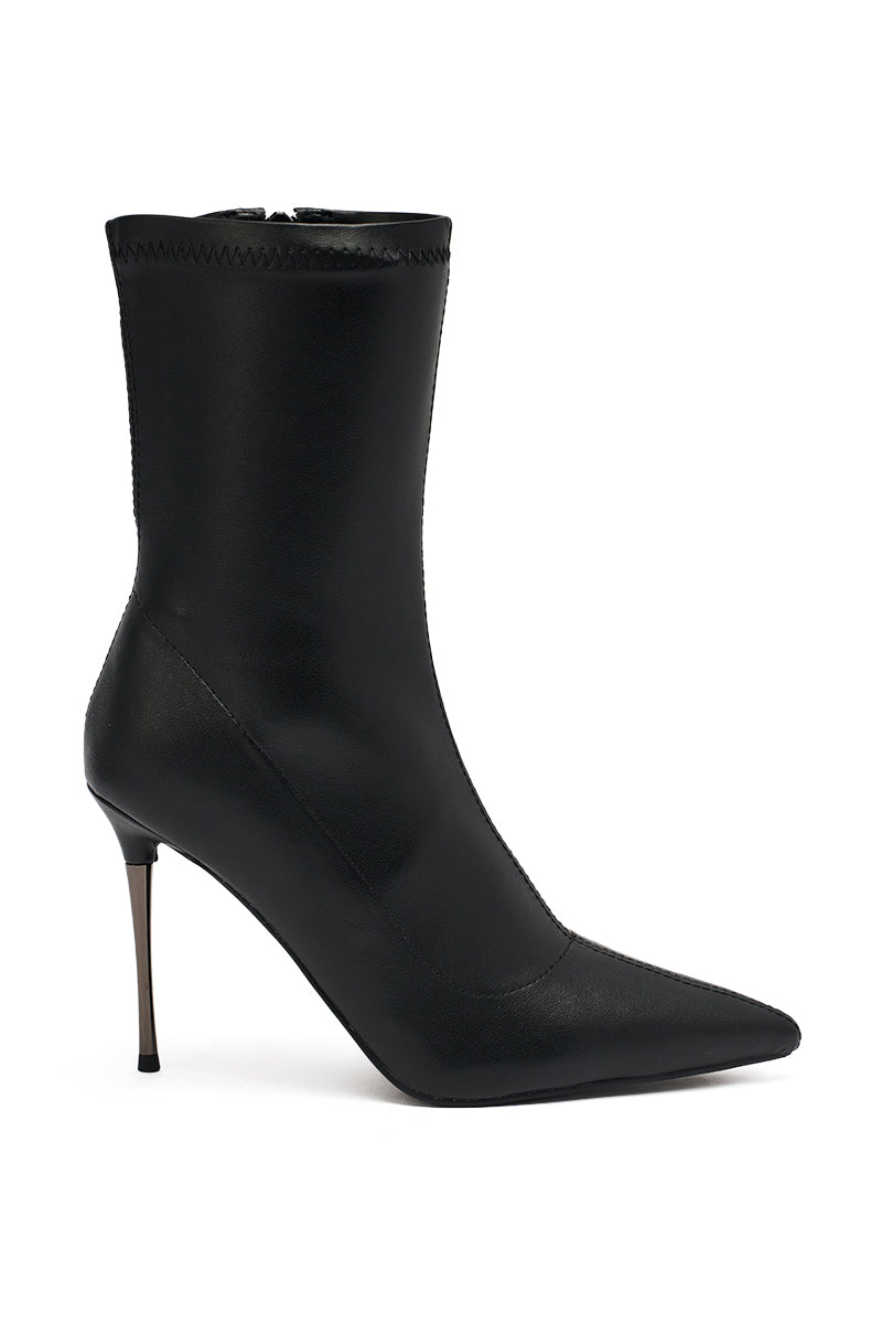 AZALEA WANG CALEANA BLACK METAL HEEL STRETCH PU BOOTIE