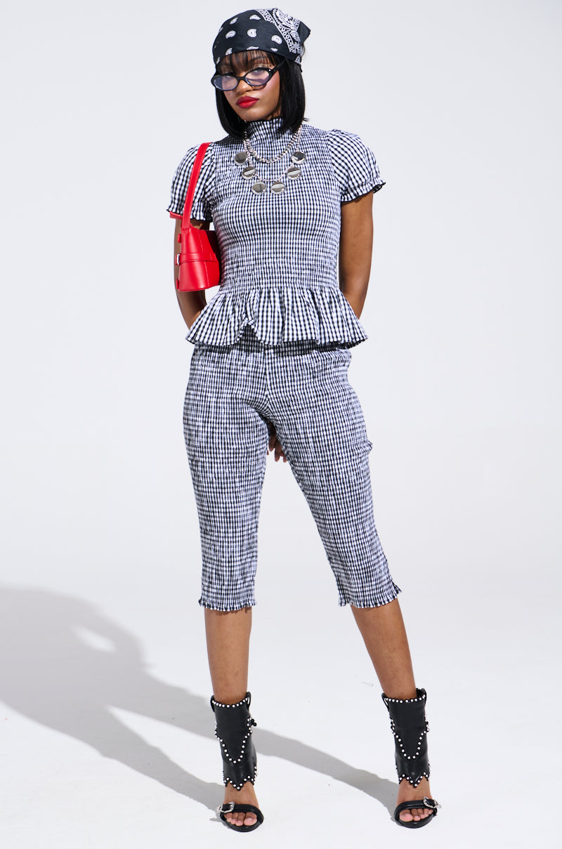 FLOWER CHILD RUFFLE CAPRI