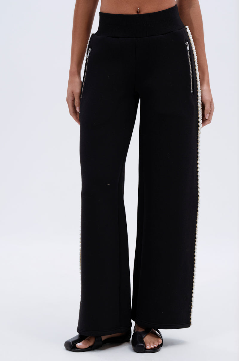 PEARL GIRL JOGGER