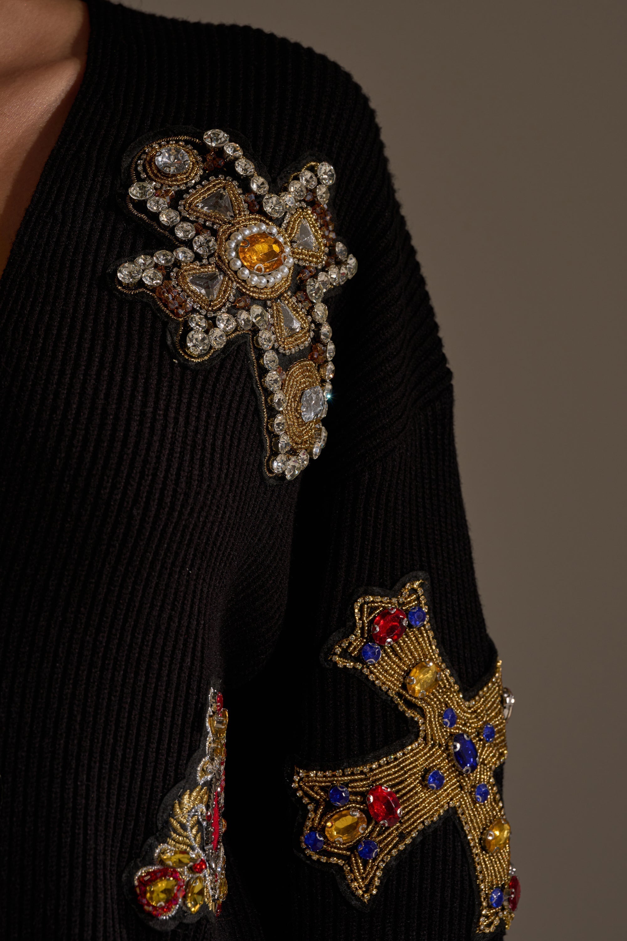 FEELING EXTRA EMBELLISHED SWEATER
