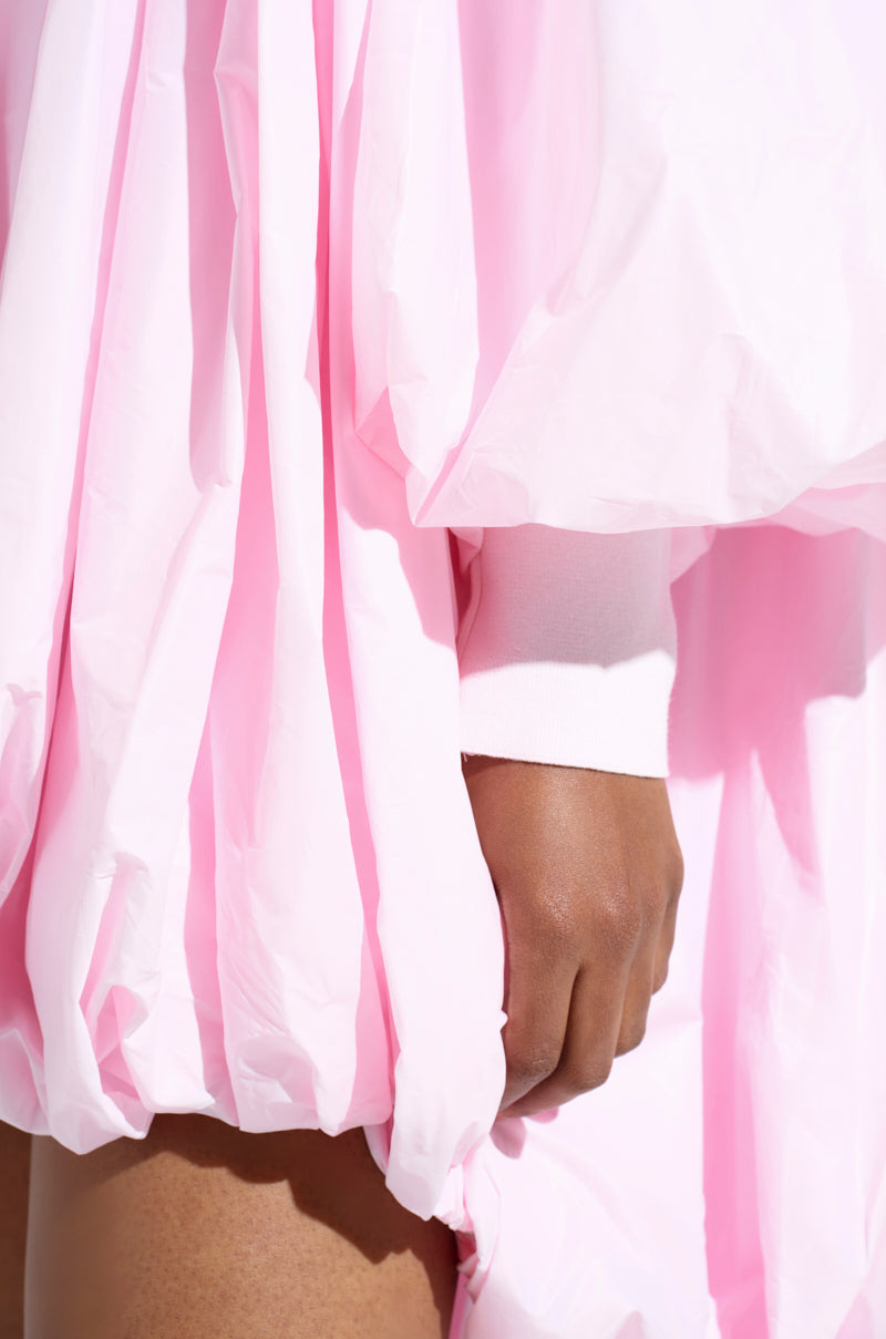 FLOATING NYLON BUBBLE BOMBER IN LIGHT PINK