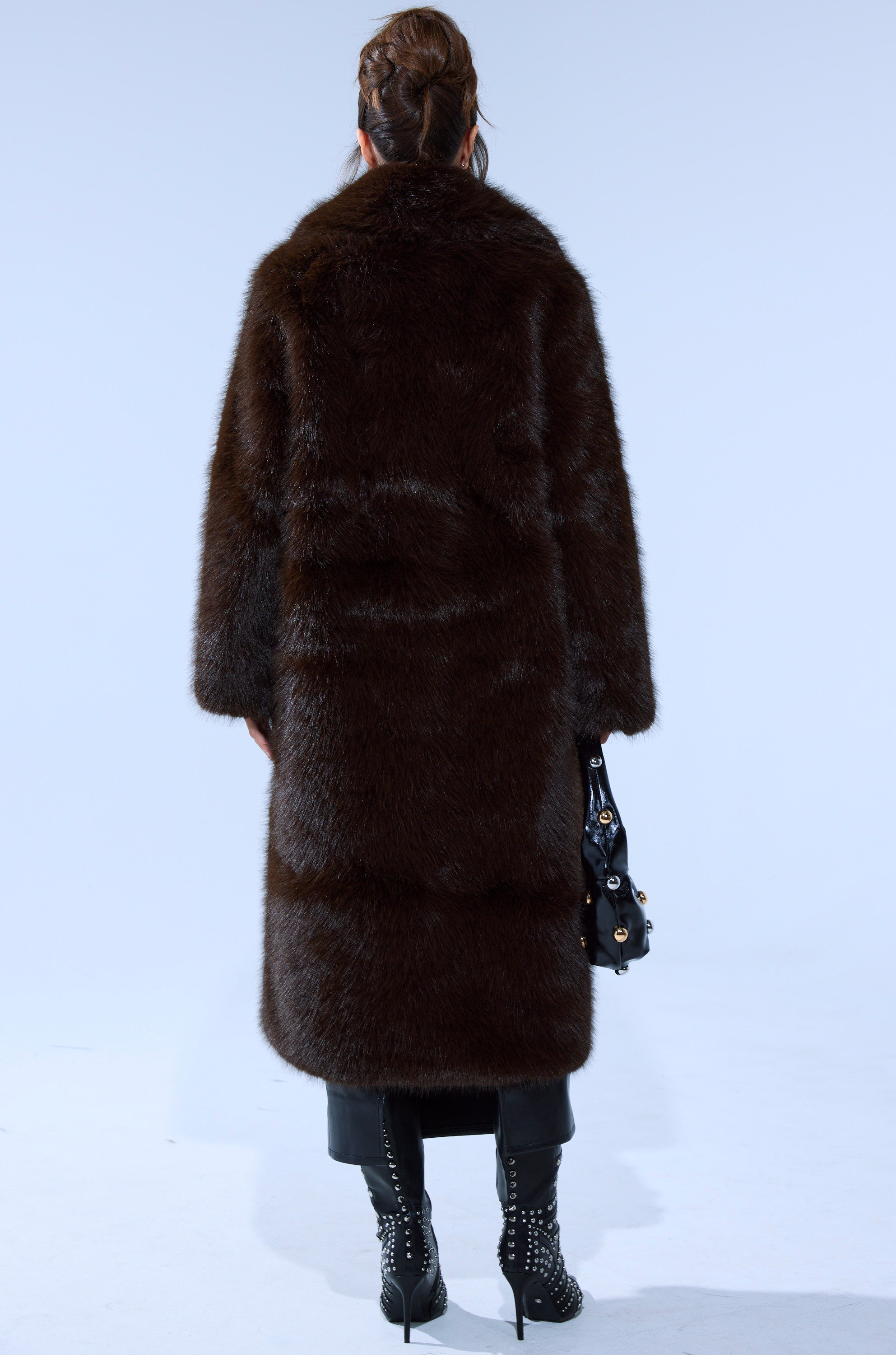 OSLO FAUX FUR COAT IN CHOCOLATE