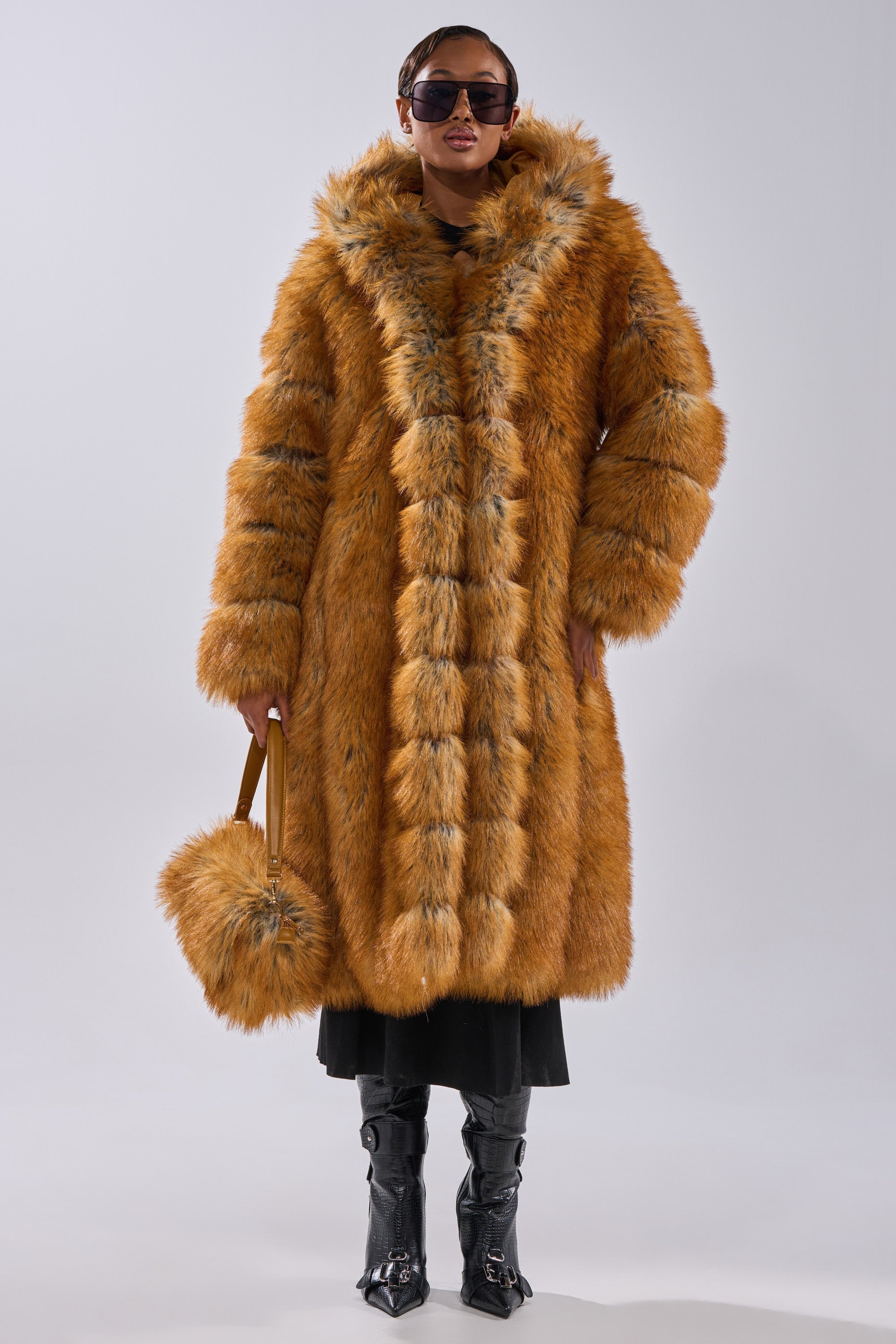 OLD MONEY FAUX FUR COAT