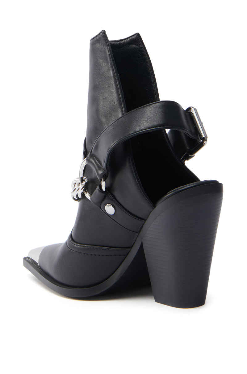 AZALEA WANG WADE BLACK WESTERN BOOTIE