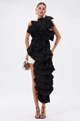 LUXURIOUS ASYMMETRICAL TOP IN BLACK