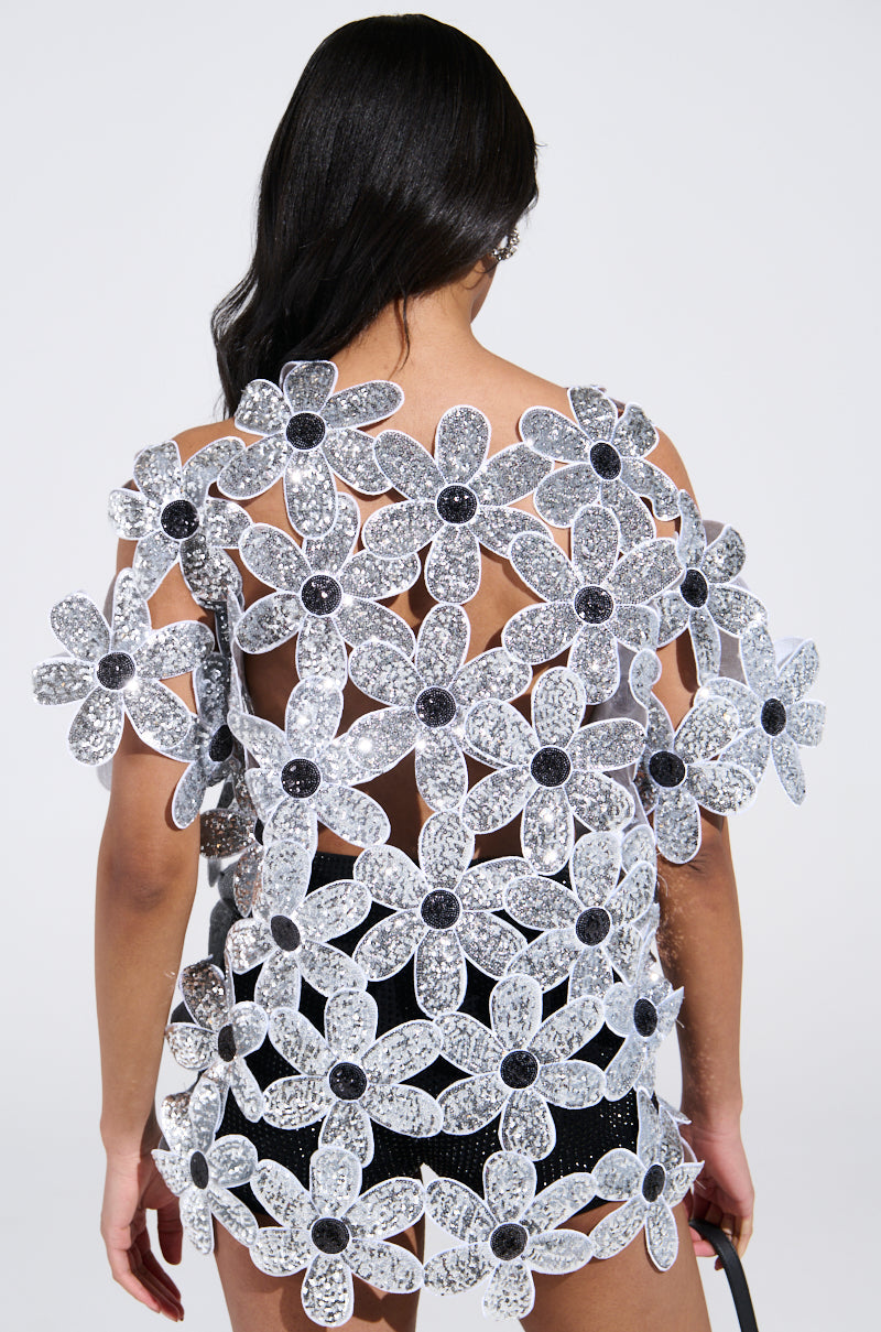 FLOWER POWER OVERSIZED TSHIRT