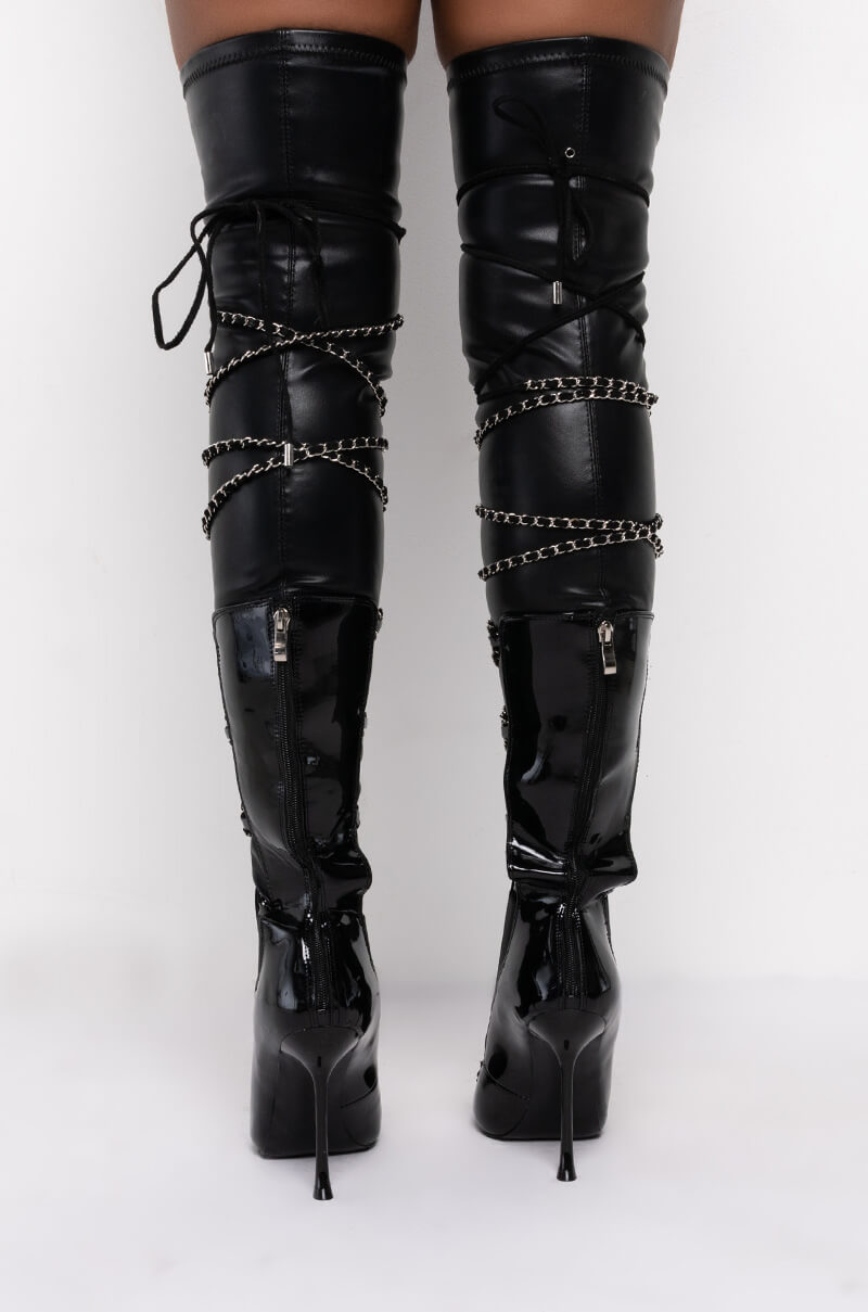 AZALEA WANG CENTER OF ATTENTION STILETTO BOOT IN BLACK