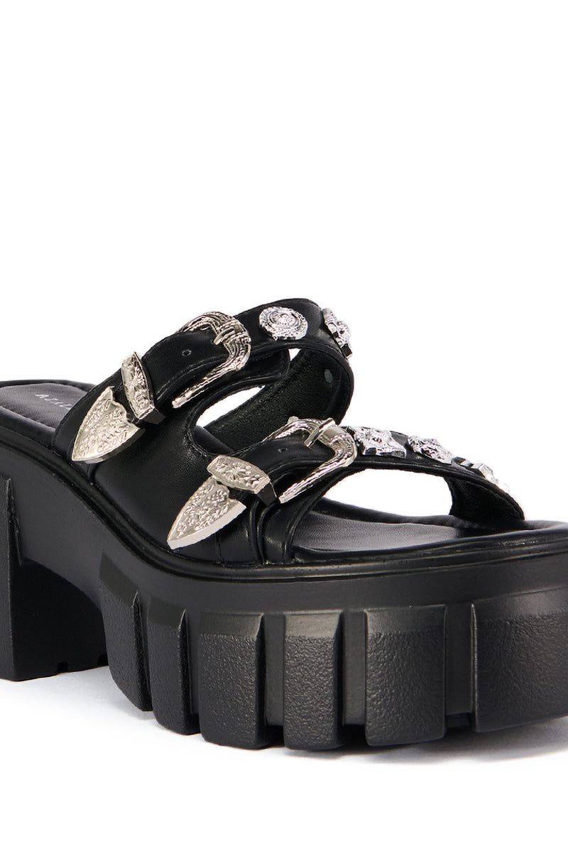 AZALEA WANG EZZIE CHUNKY SANDAL IN BLACK
