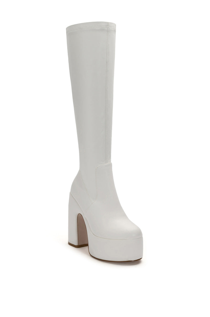 AZALEA WANG SUTTON PU CHUNKY BOOT IN WHITE