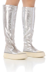 AZALEA WANG PICKENS SILVER SNEAKER