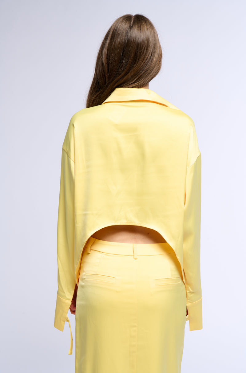 BELLISSIMA SATIN FINISH COLLARED BLOUSE IN YELLOW