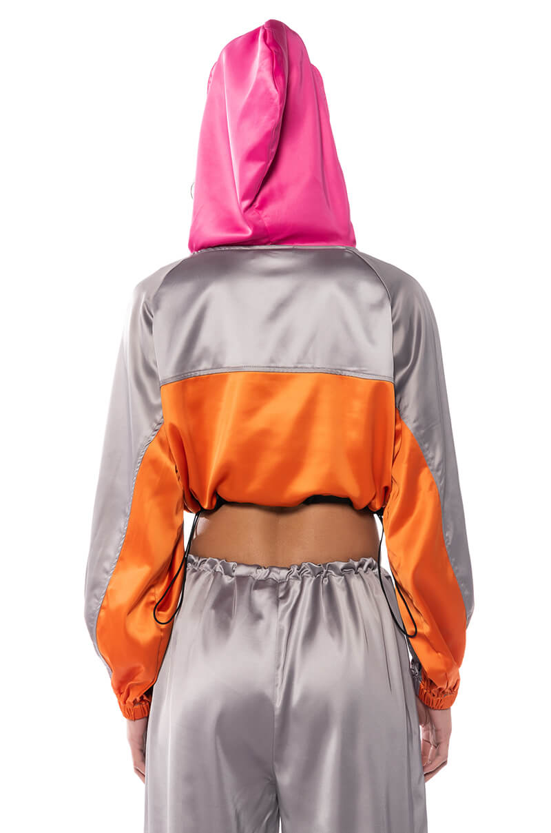 CANT CATCH ME LIGHT WEIGHT PULLOVER