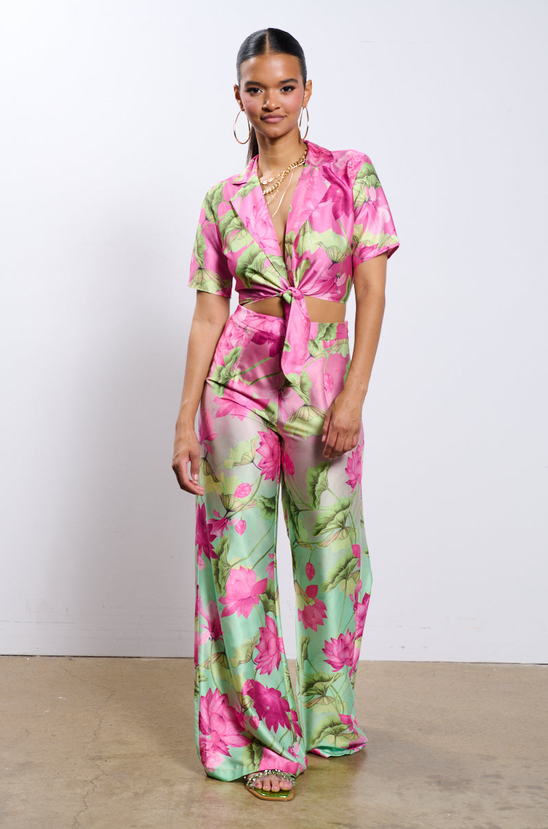 CATCH ME IN MIAMI PRINTED SATIN PANT