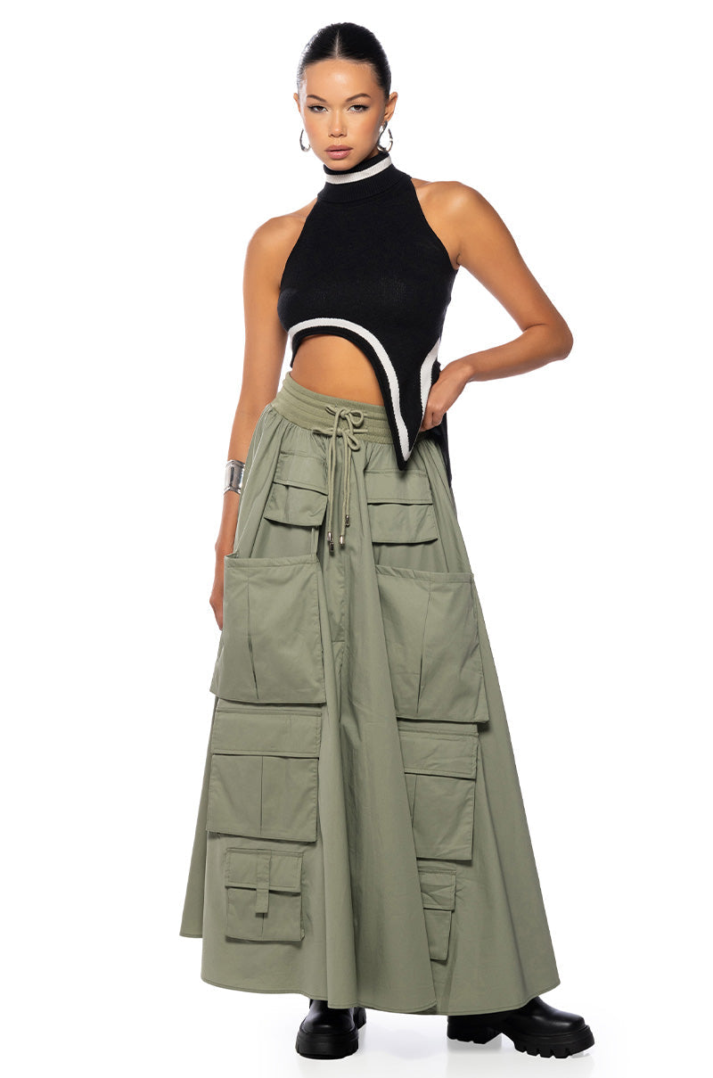 DRIP SLEEVELESS TURTLENECK SWEATER