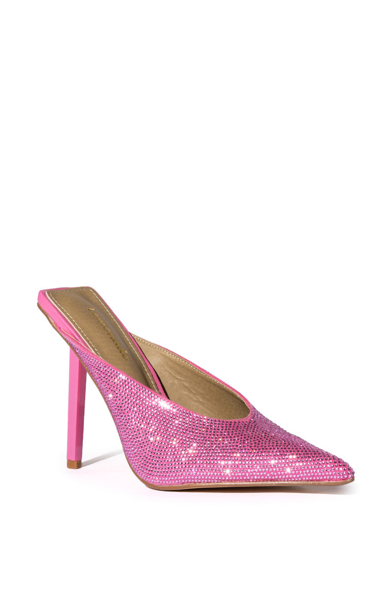 JAZZ EMBELLISHED PUMP