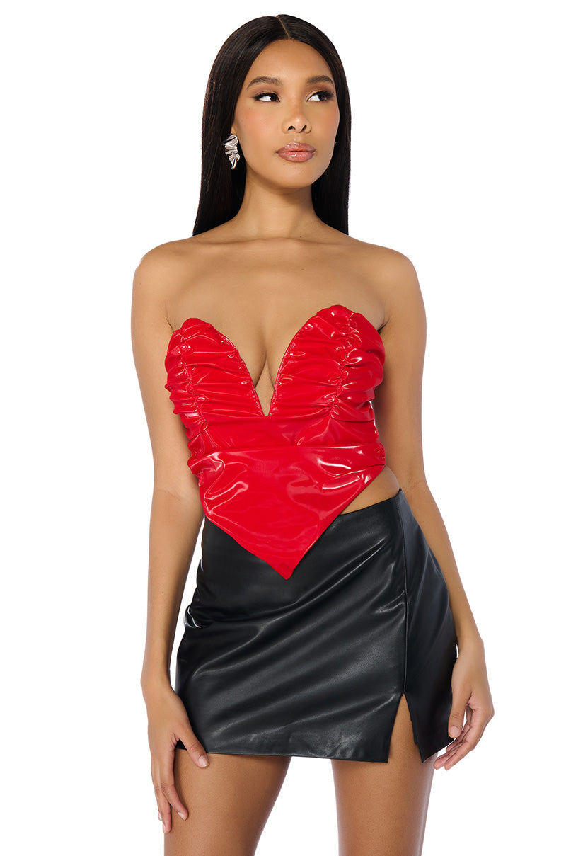 LONDON LIGHTS RUCHED FAUX LEATHER SWEETHEART NECKLINE CORSET IN RED