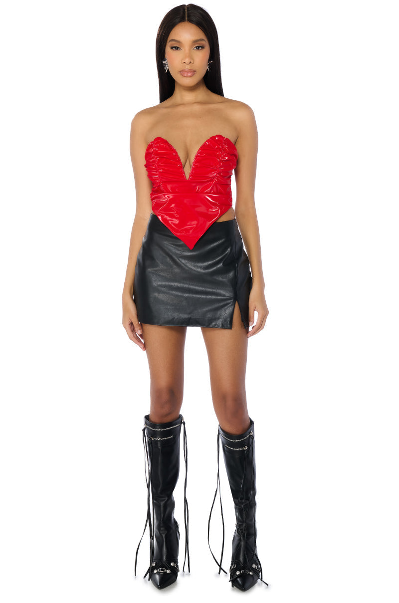 LONDON LIGHTS RUCHED FAUX LEATHER SWEETHEART NECKLINE CORSET IN RED