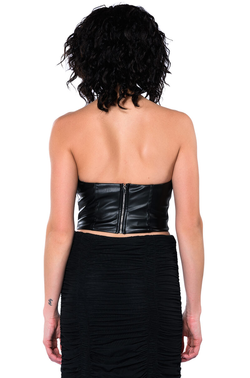 MELINDA FEATHER DETAIL TOP