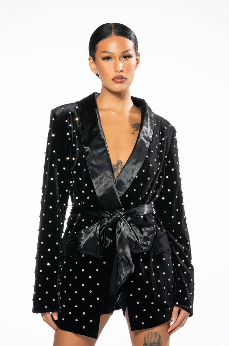 NYE VELVET BLAZER WITH SATIN LAPEL AND GEMS